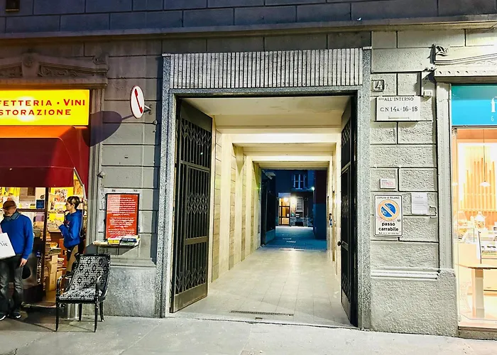 Chiara Guest House 18 - M4 Metro Blu